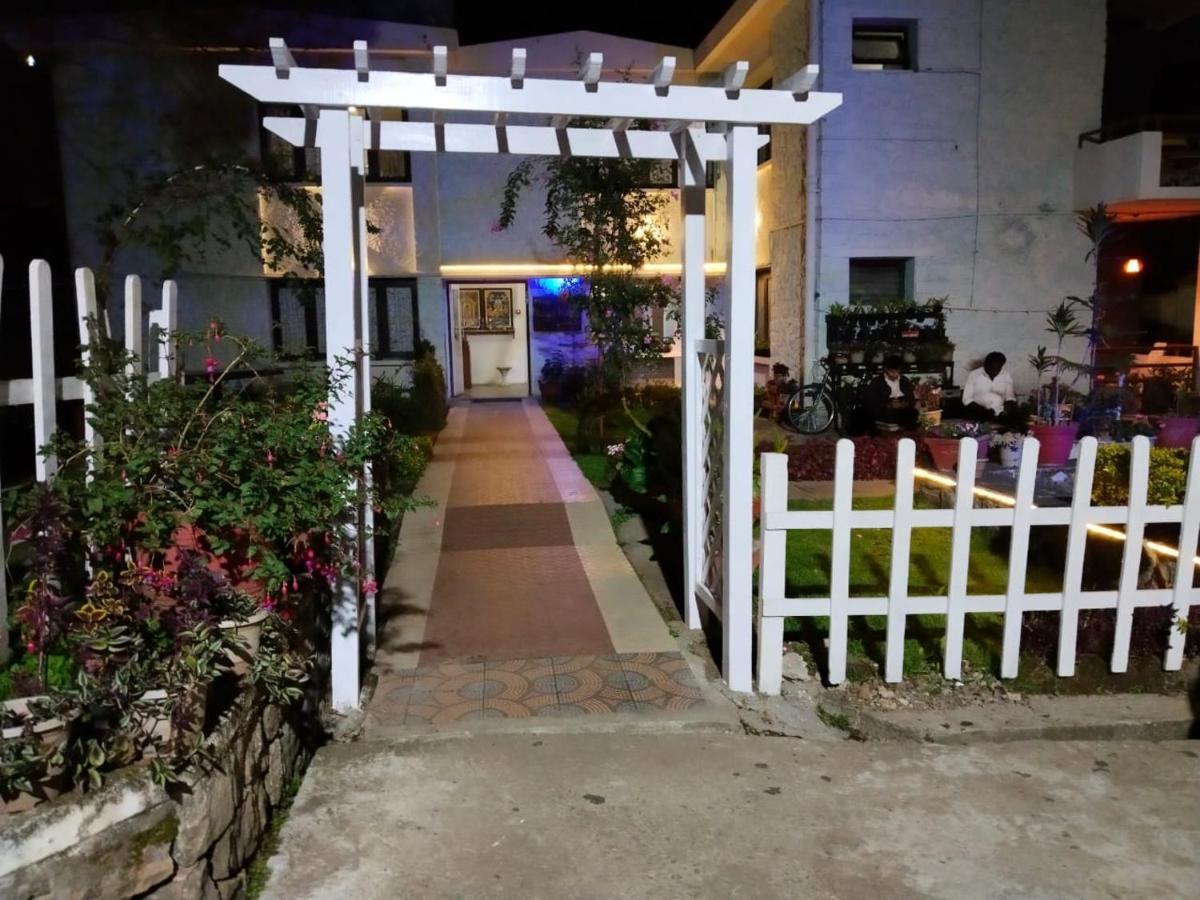 Hotel Seven Roads Kodaikanal Exterior photo