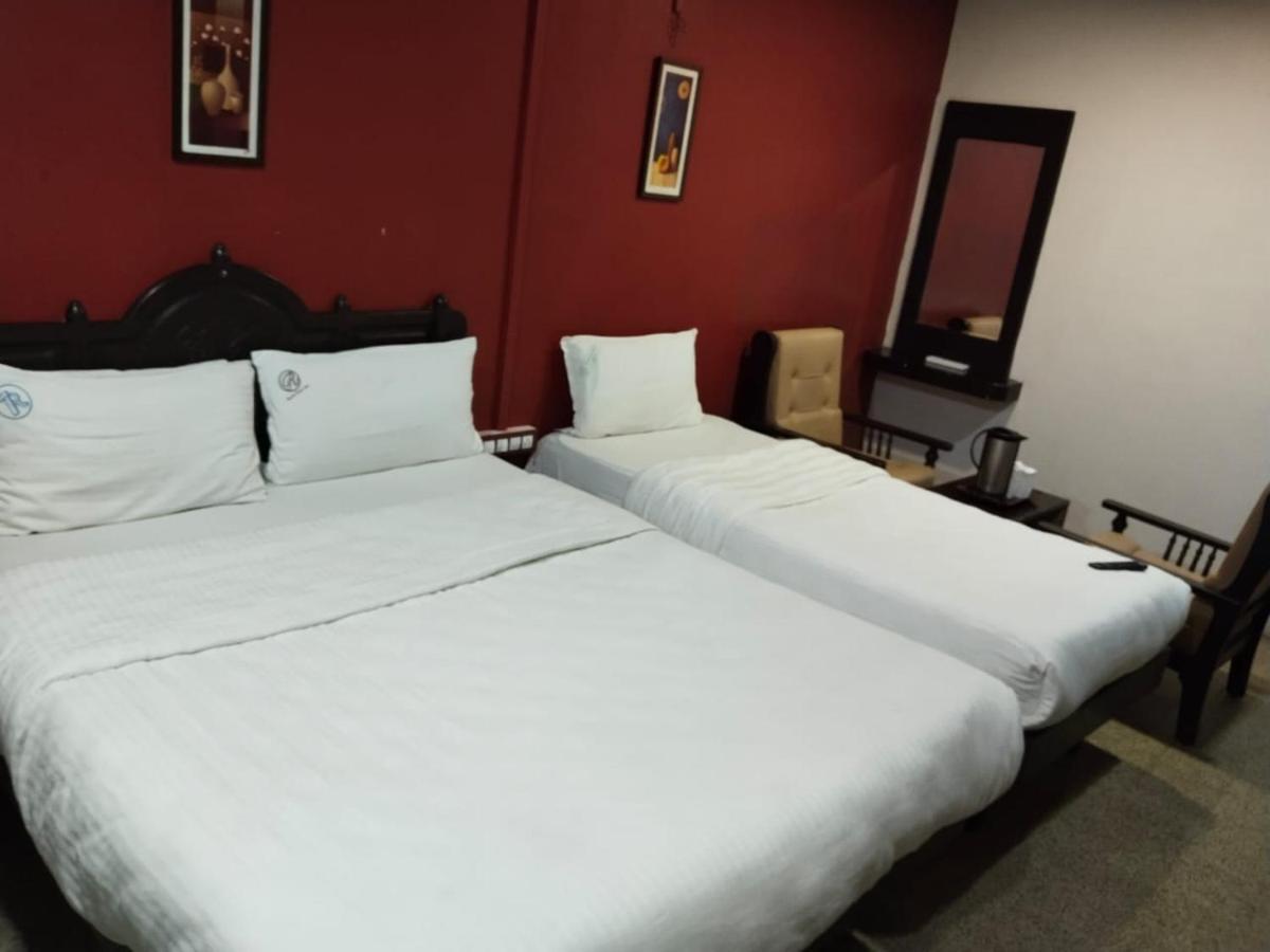 Hotel Seven Roads Kodaikanal Exterior photo